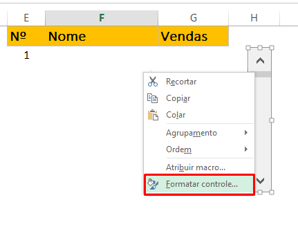 Clicando em Formatar Controle para Barra de Rolagem no Excel