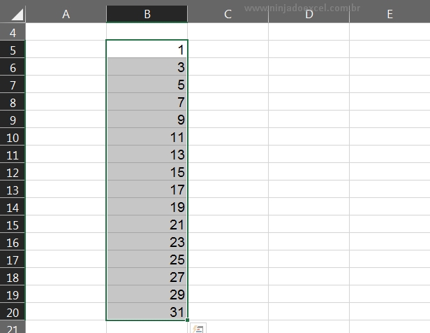 Preenchimento em Série no Excel, resultado dos saltos numéricos